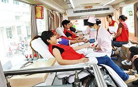 量能员工正在献血